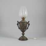 1338 4032 TABLE LAMP